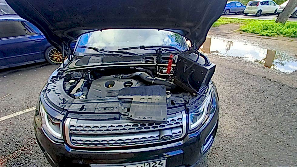 Прикуривание севшего аккумулятора автомобиля на выезде